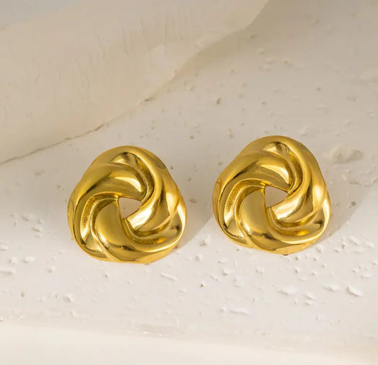 Arete Dorado Nudo de Luz