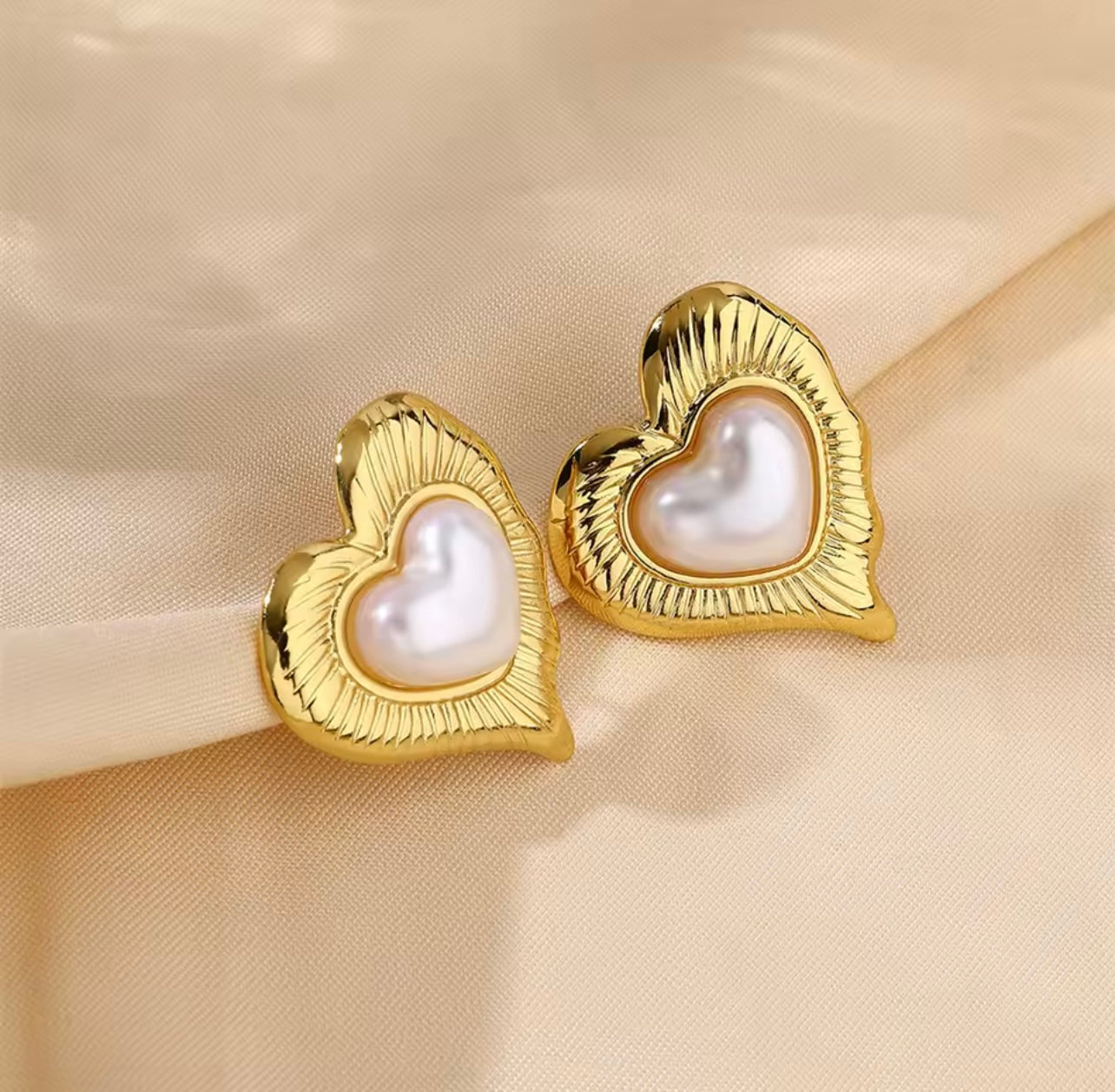 Aretes Corazón de Perla